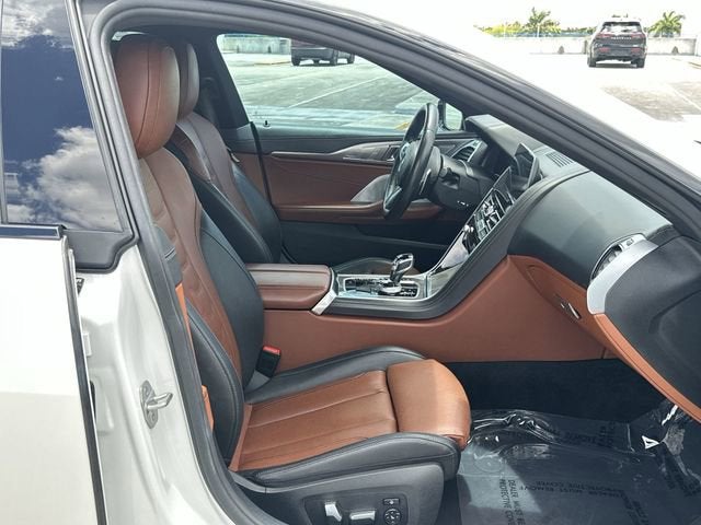 2020 BMW 8 Series 840i