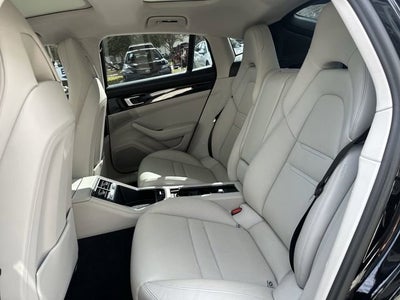2022 Porsche Panamera 4S