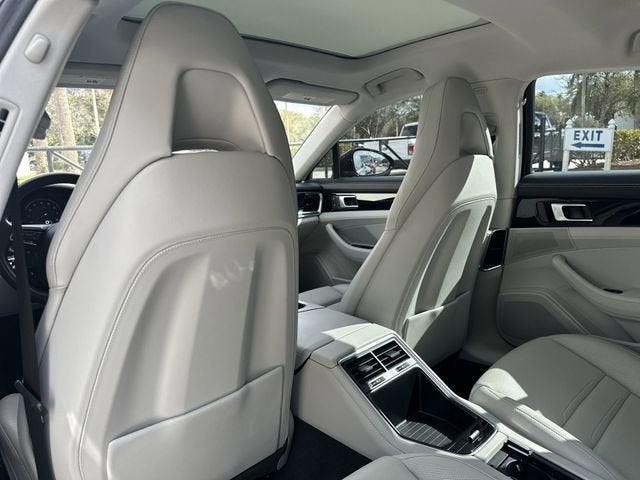 2022 Porsche Panamera 4S