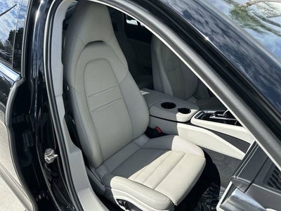 2022 Porsche Panamera 4S