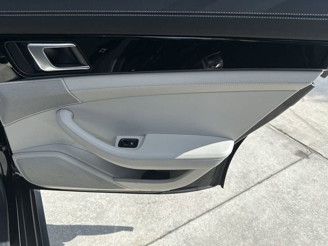 2022 Porsche Panamera 4S