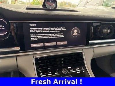 2022 Porsche Panamera 4S