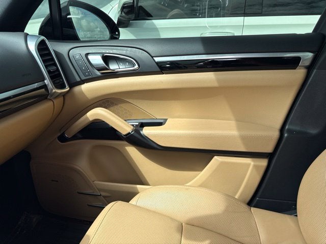 2018 Porsche Cayenne PLATINUM EDITION