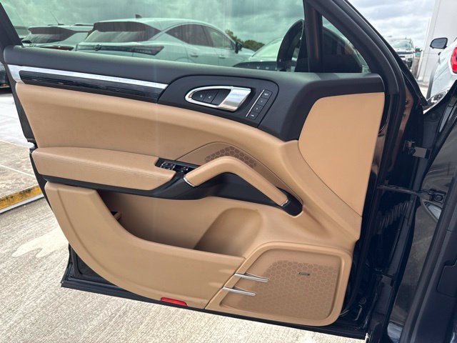 2018 Porsche Cayenne PLATINUM EDITION