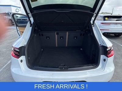 2018 Porsche Macan 4DR SUV AWD