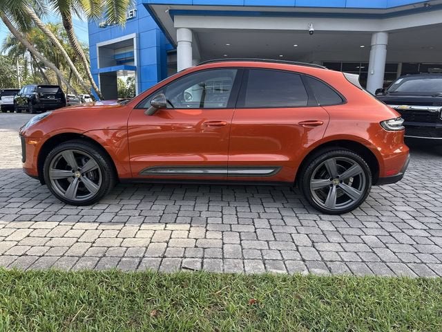 2024 Porsche Macan 4DR AWD