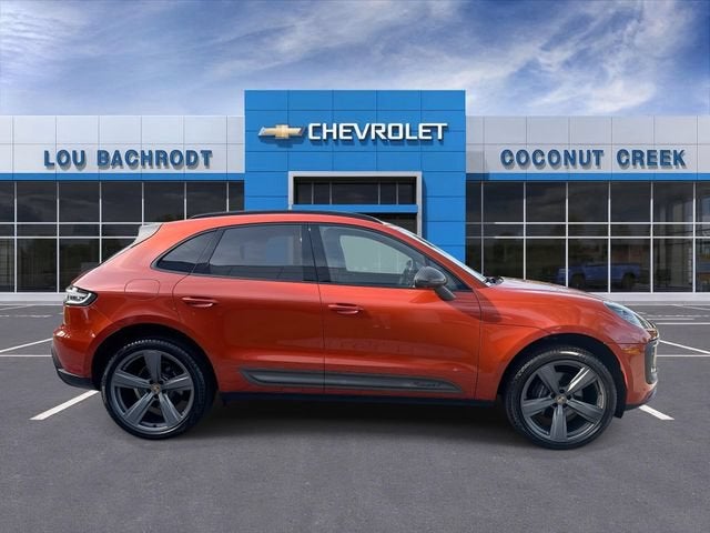 2024 Porsche Macan 4DR AWD