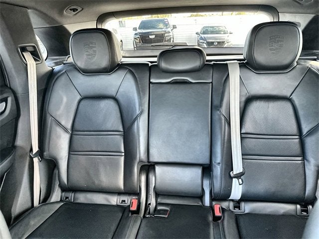 2023 Porsche Cayenne PLATINUM EDITION