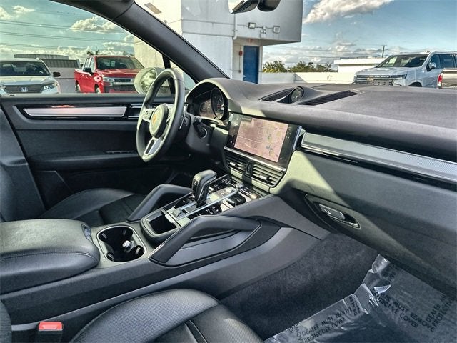 2023 Porsche Cayenne PLATINUM EDITION