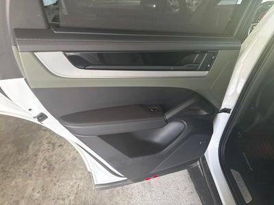 2024 Porsche Cayenne 4DR AWD