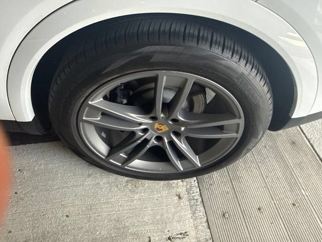 2024 Porsche Cayenne 4DR AWD