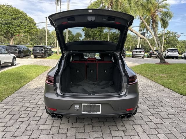 2018 Porsche Macan Turbo