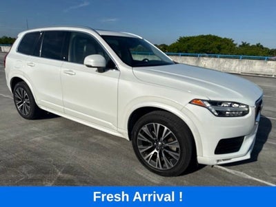 2020 Volvo XC90 Momentum