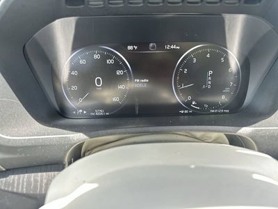2020 Volvo XC90 Momentum