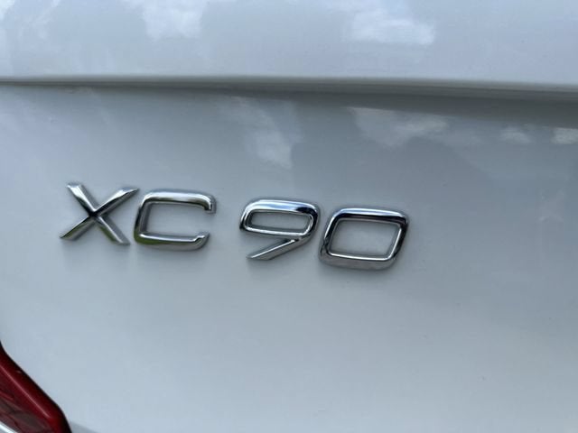2020 Volvo XC90 Momentum
