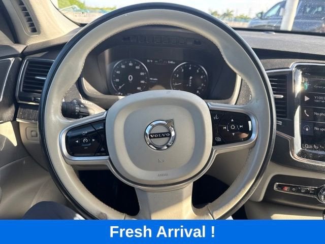 2020 Volvo XC90 Momentum