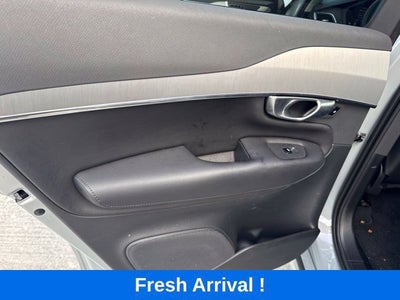 2024 Volvo XC90 Core Bright Theme