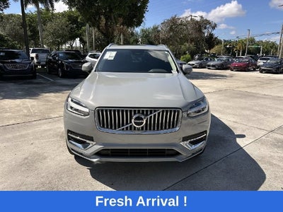 2024 Volvo XC90 Core Bright Theme