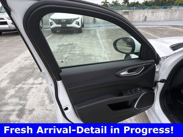 2023 Alfa Romeo Giulia 4DR RWD