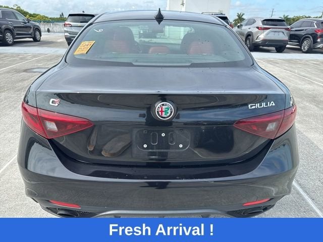 2022 Alfa Romeo Giulia Veloce