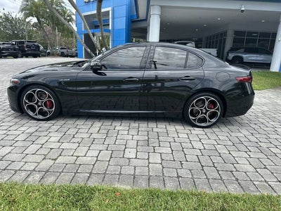2022 Alfa Romeo Giulia Veloce