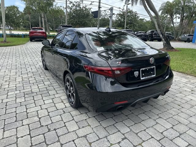 2022 Alfa Romeo Giulia Veloce
