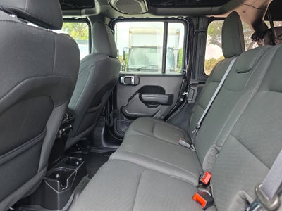 2022 Jeep Wrangler Unlimited Willys