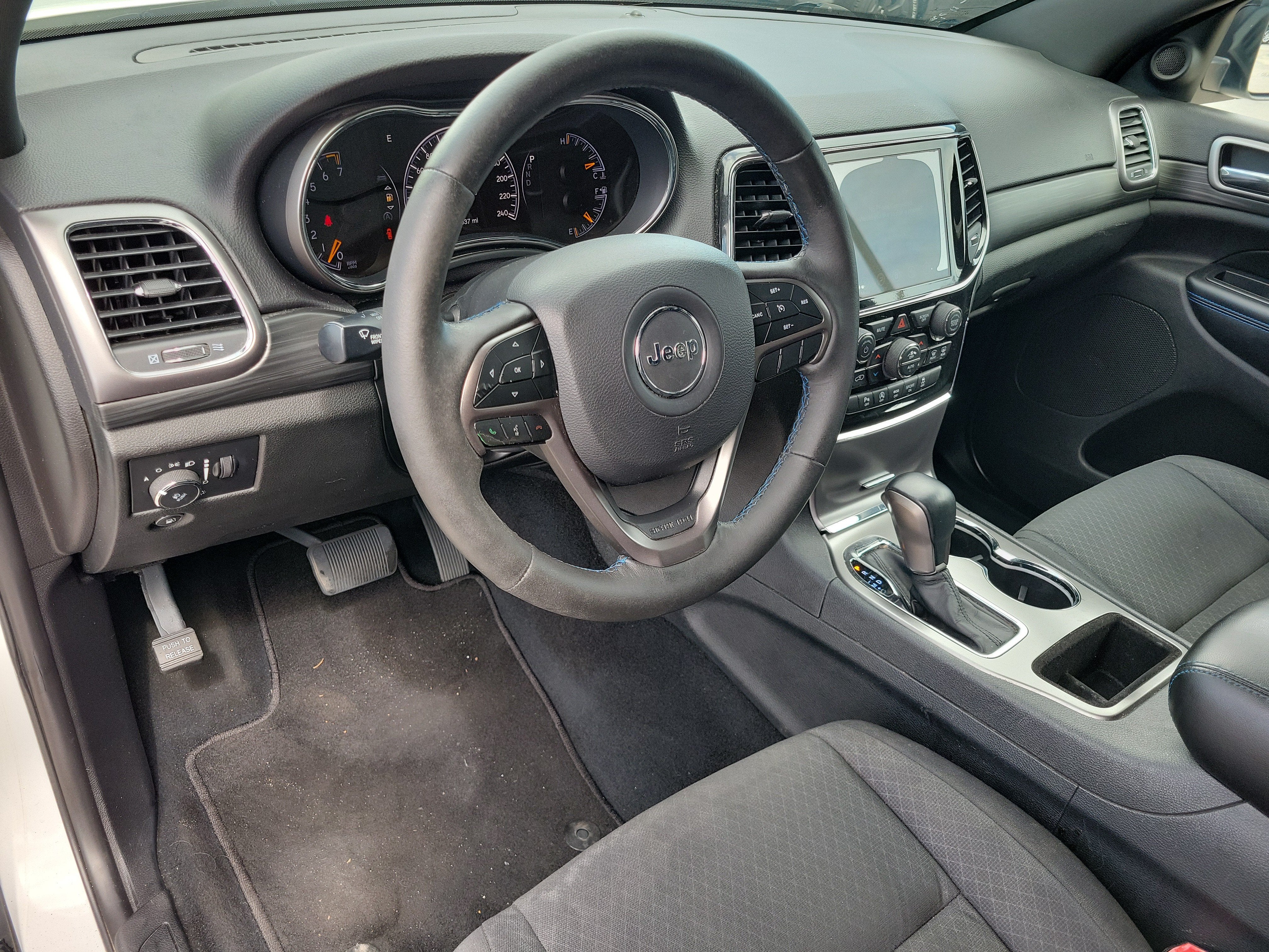 2019 Jeep Grand Cherokee Upland
