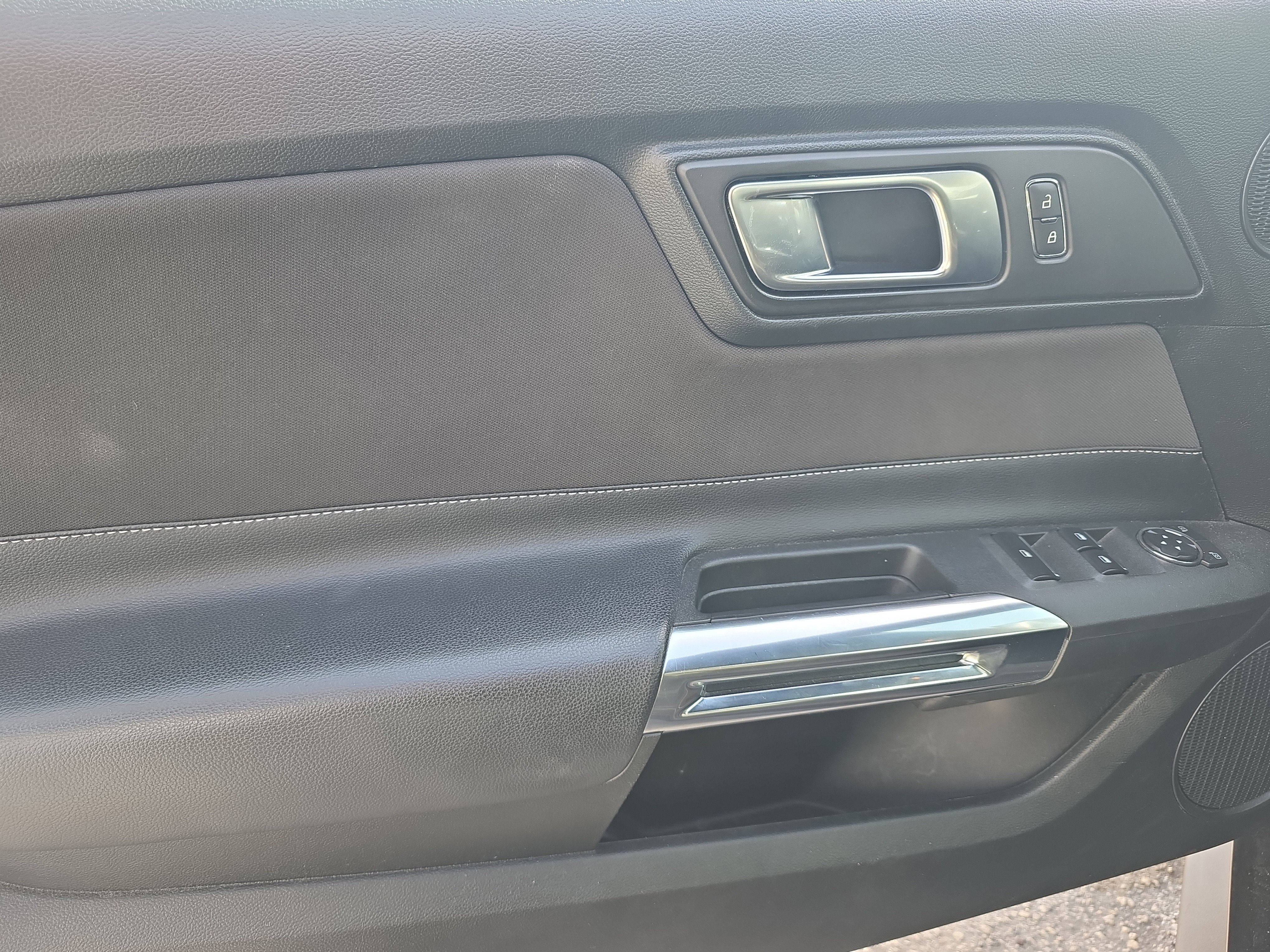 2023 Ford Mustang EcoBoost