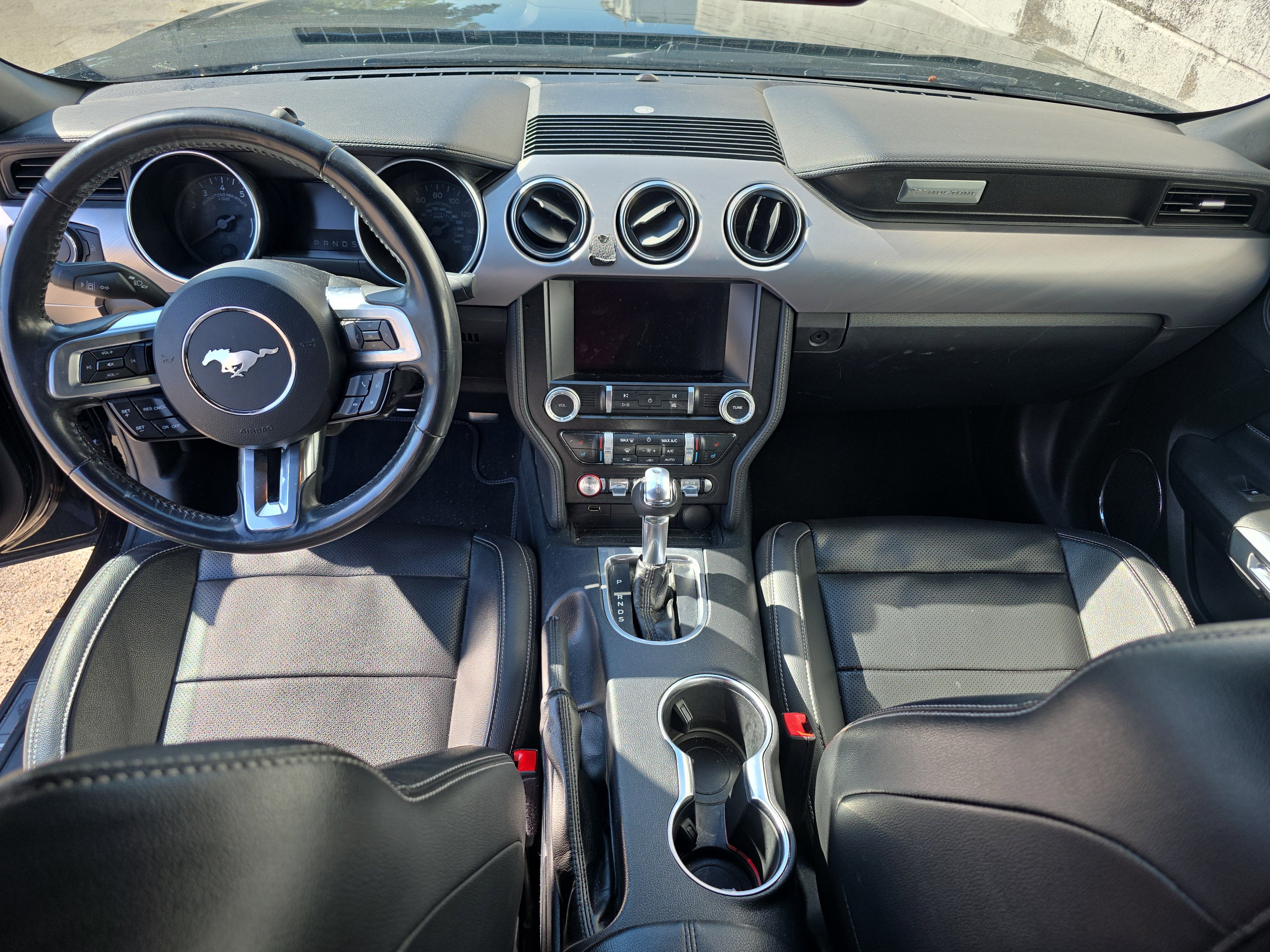 2022 Ford Mustang EcoBoost