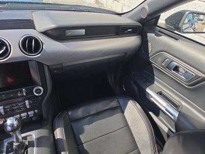 2022 Ford Mustang EcoBoost