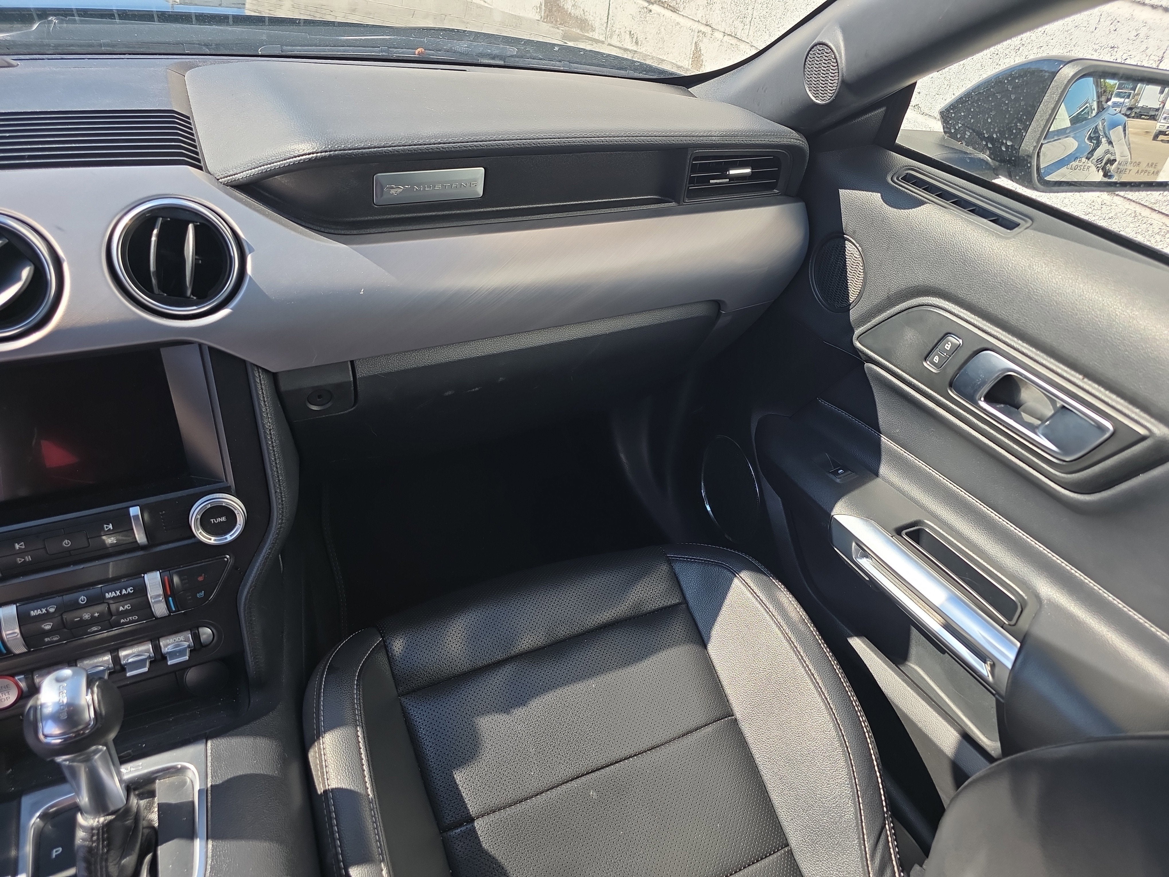 2022 Ford Mustang EcoBoost