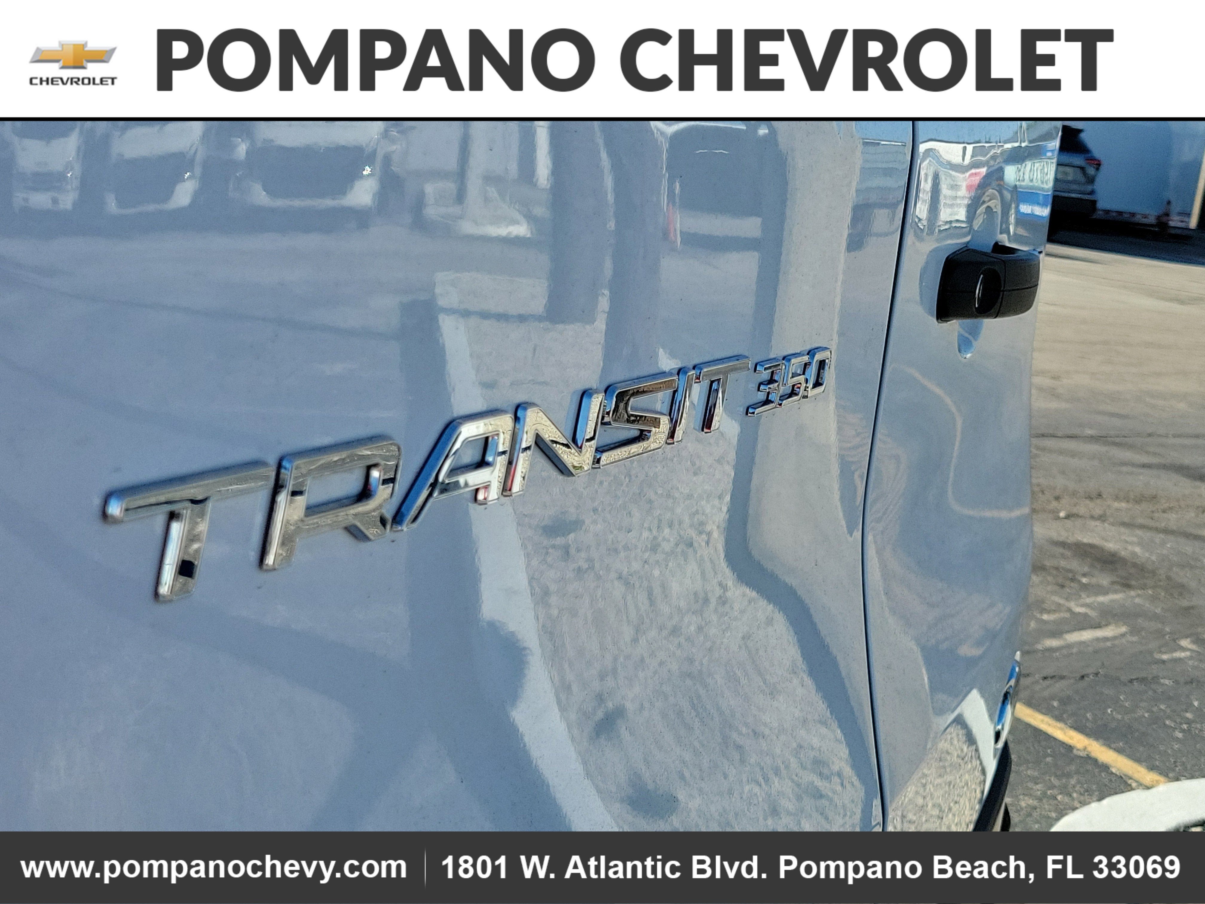 2022 Ford Transit Passenger Wagon XL