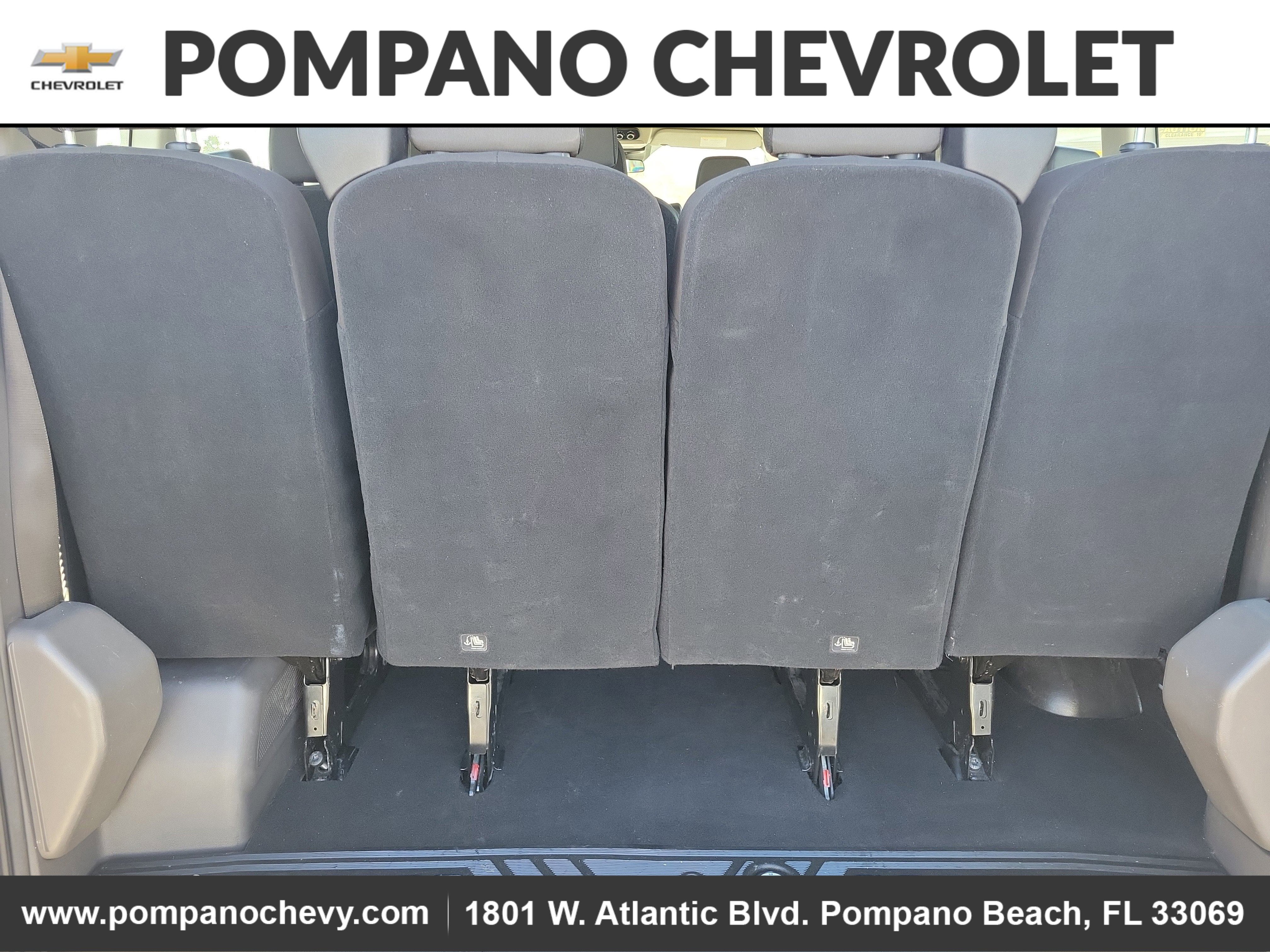 2022 Ford Transit Passenger Wagon XL