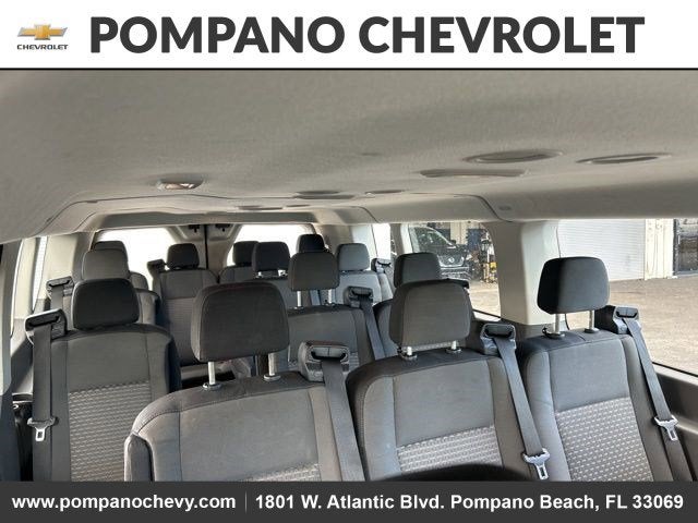 2022 Ford Transit Passenger Wagon XL