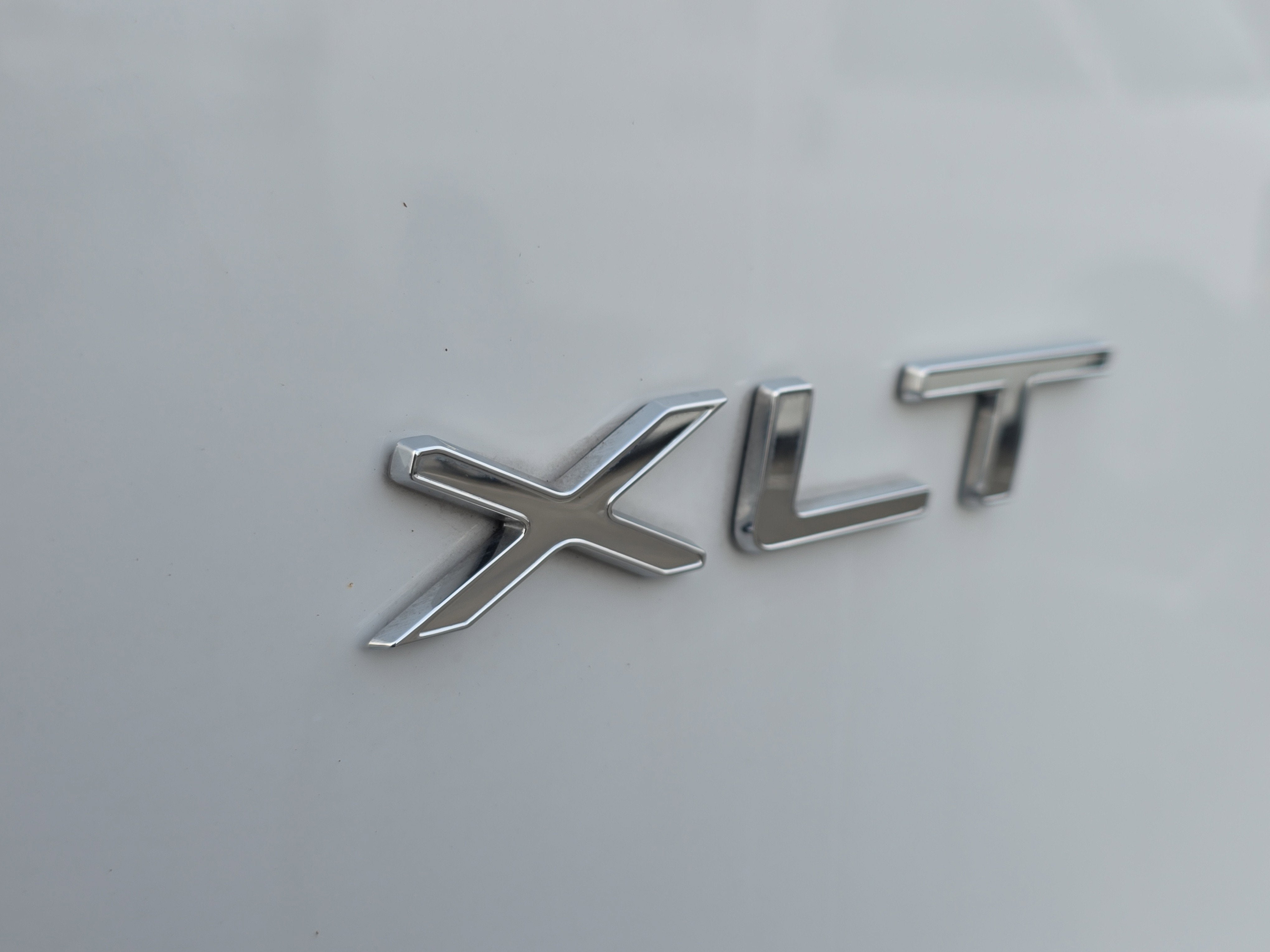 2024 Ford Transit Passenger Wagon XL
