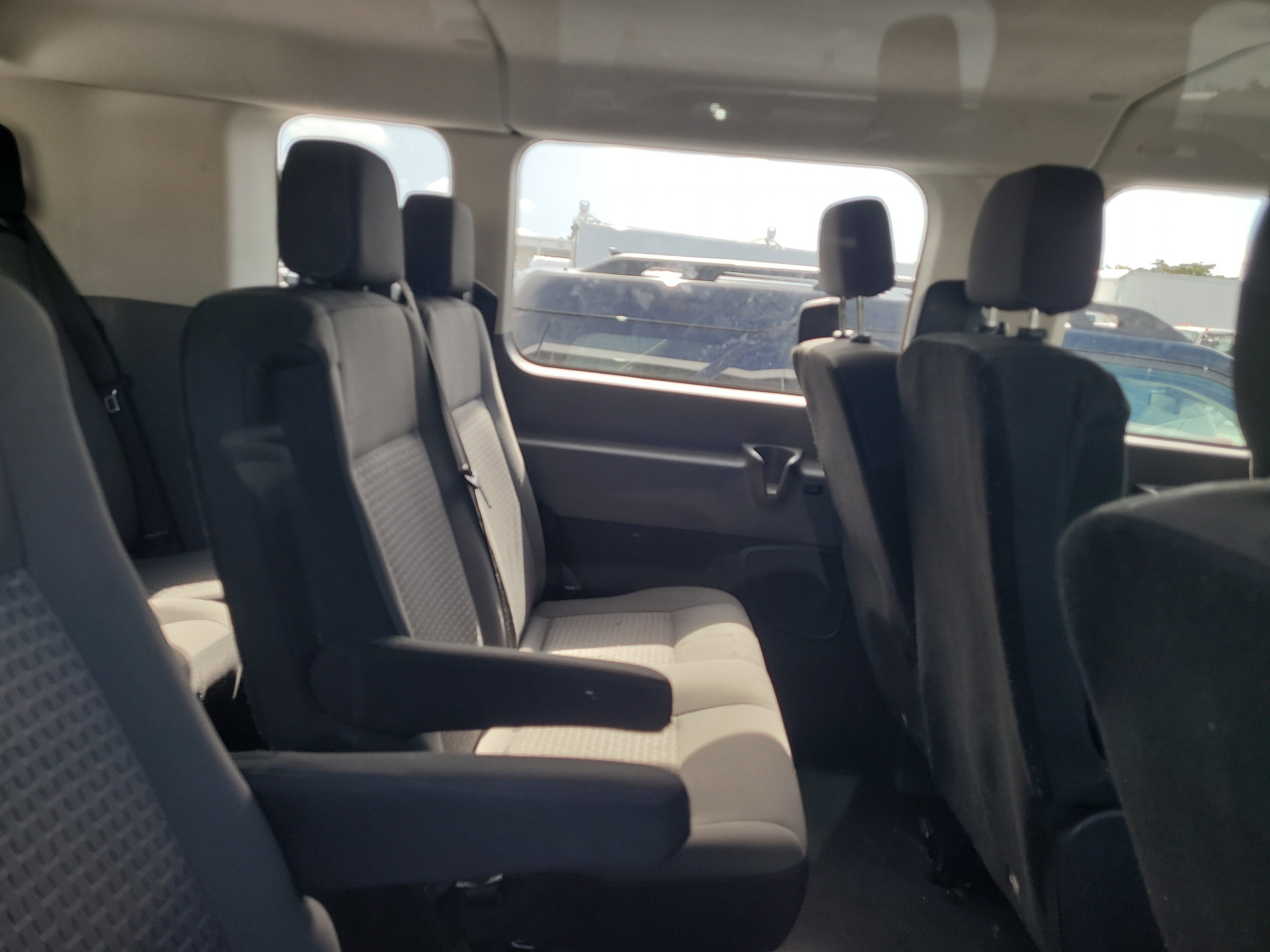 2024 Ford Transit Passenger Wagon XL