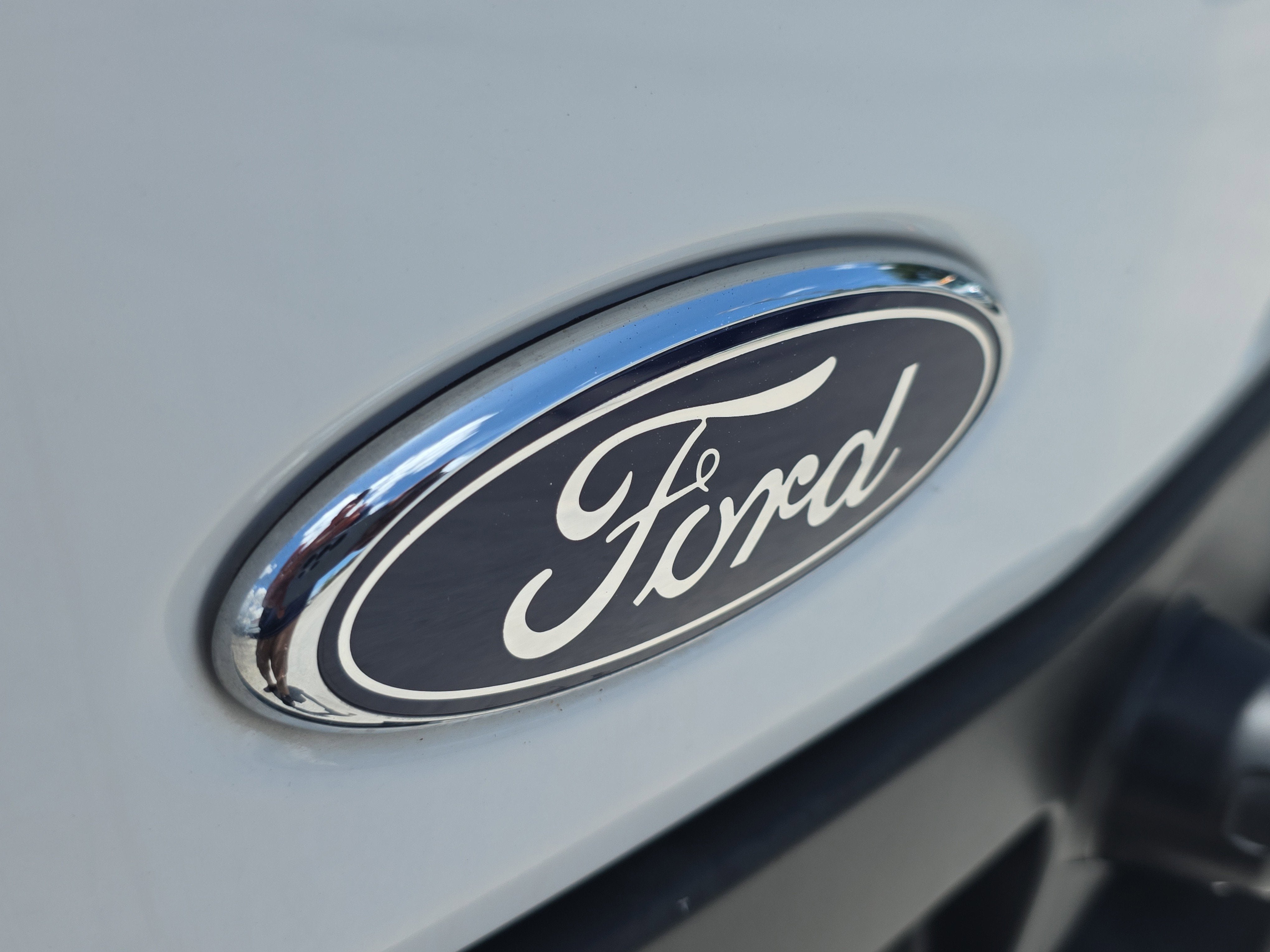 2024 Ford Transit Passenger Wagon XL