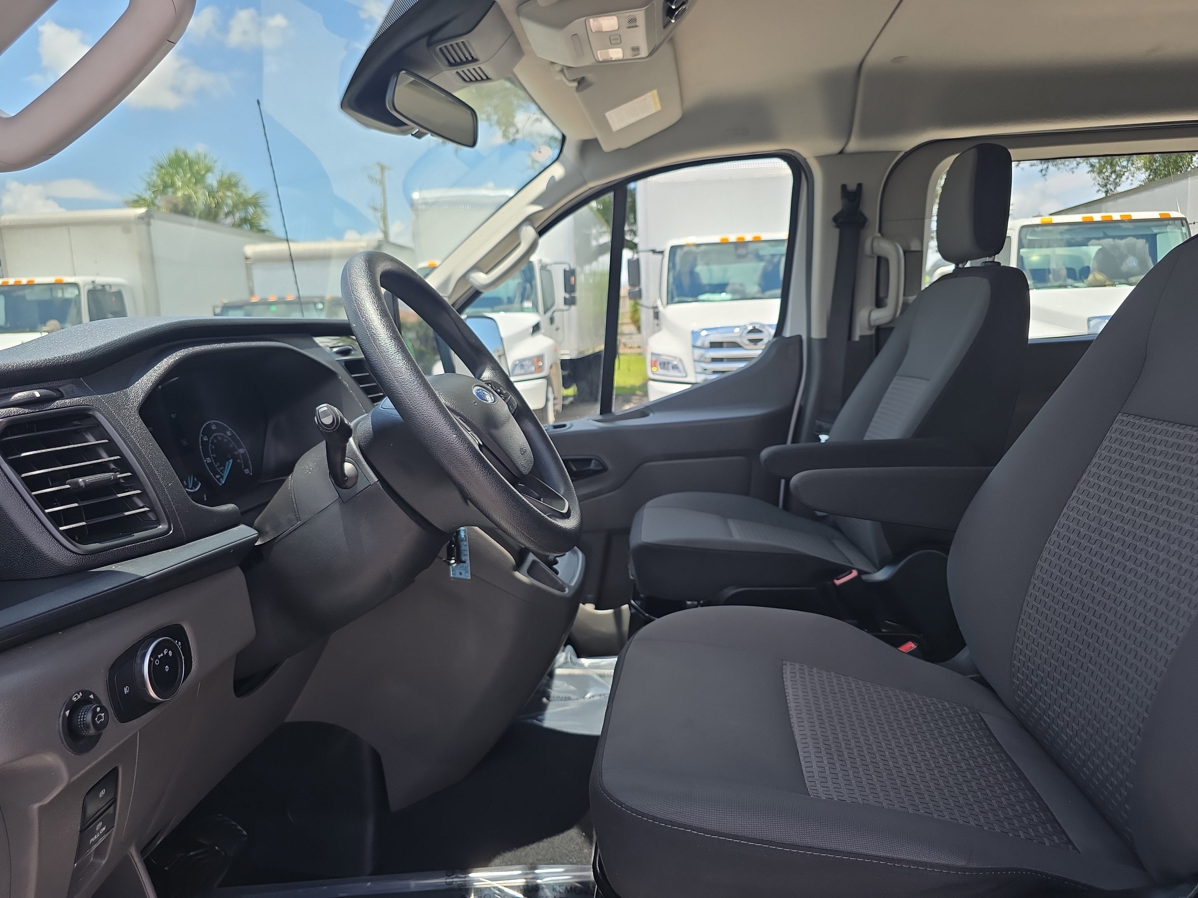 2024 Ford Transit Passenger Wagon XL