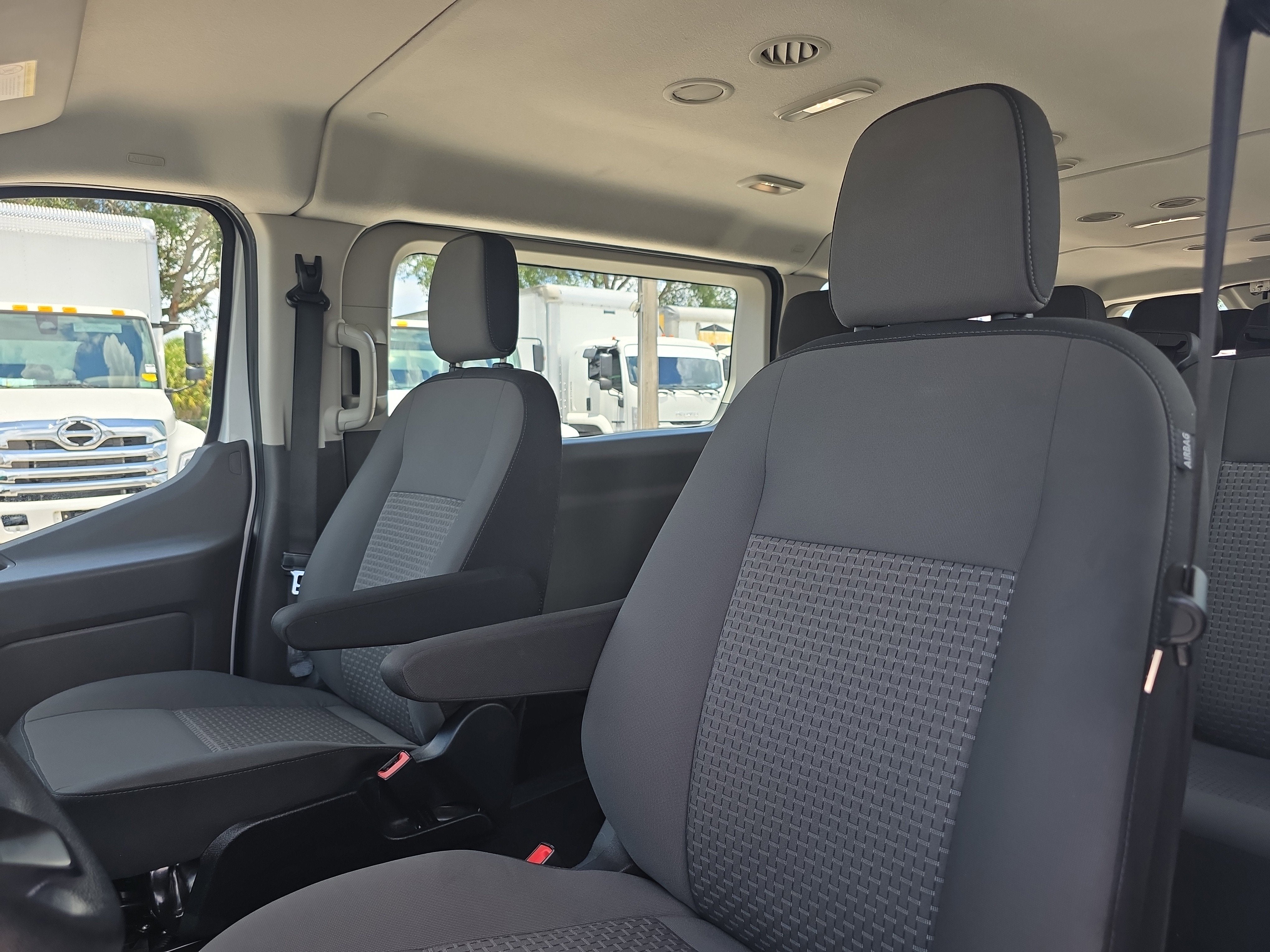 2024 Ford Transit Passenger Wagon XL