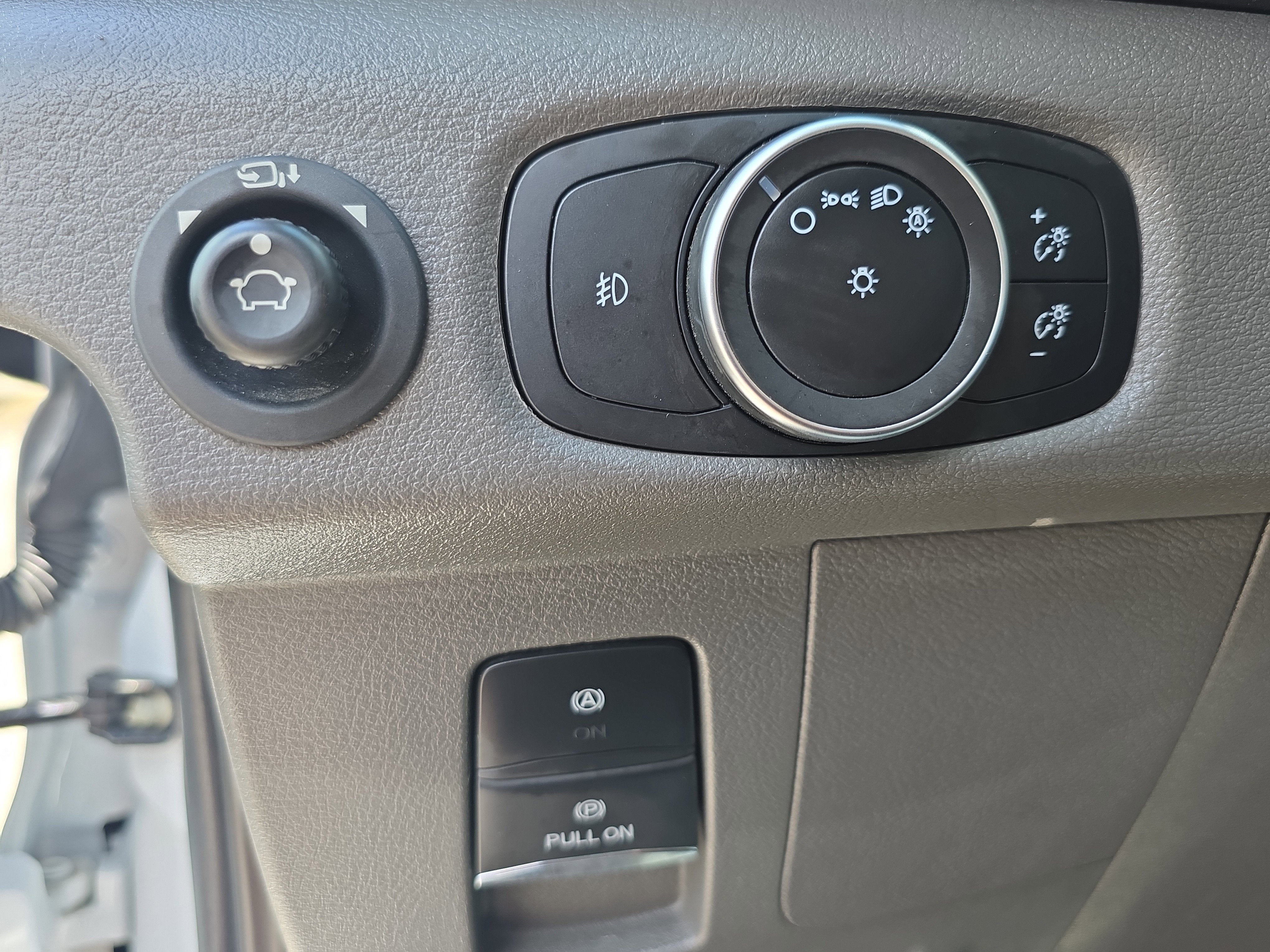 2024 Ford Transit Passenger Wagon XL