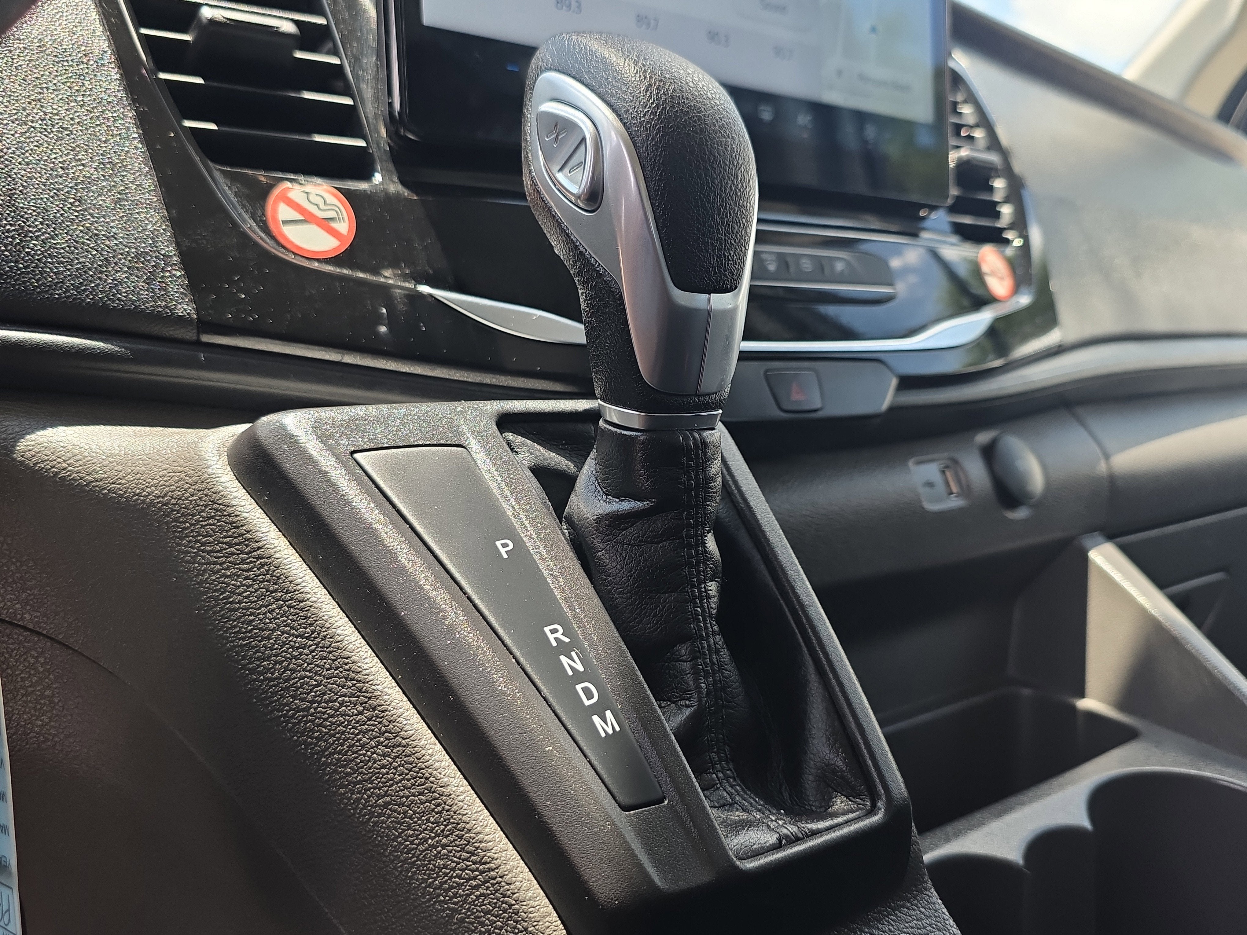 2024 Ford Transit Passenger Wagon XL