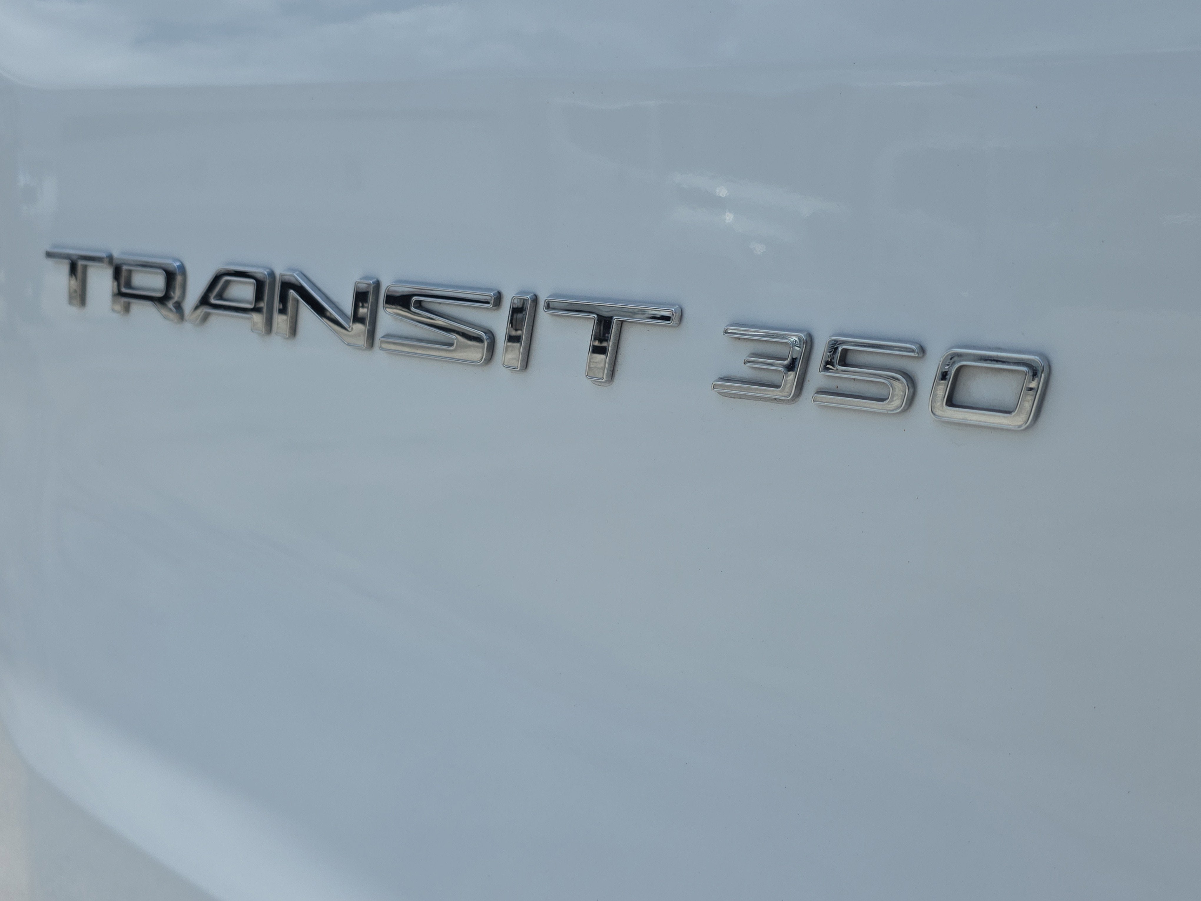 2024 Ford Transit Passenger Wagon XL