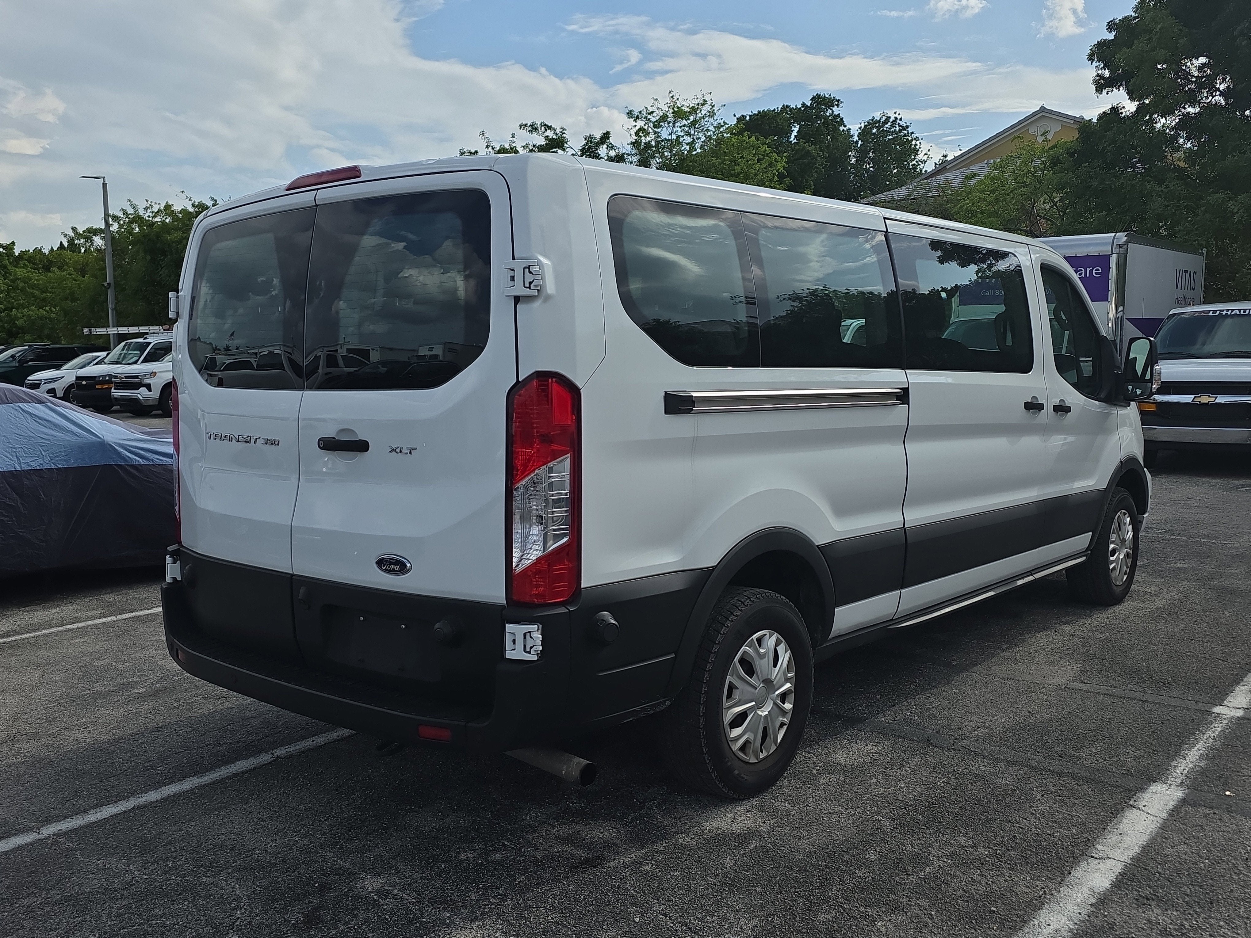2024 Ford Transit Passenger Wagon XL