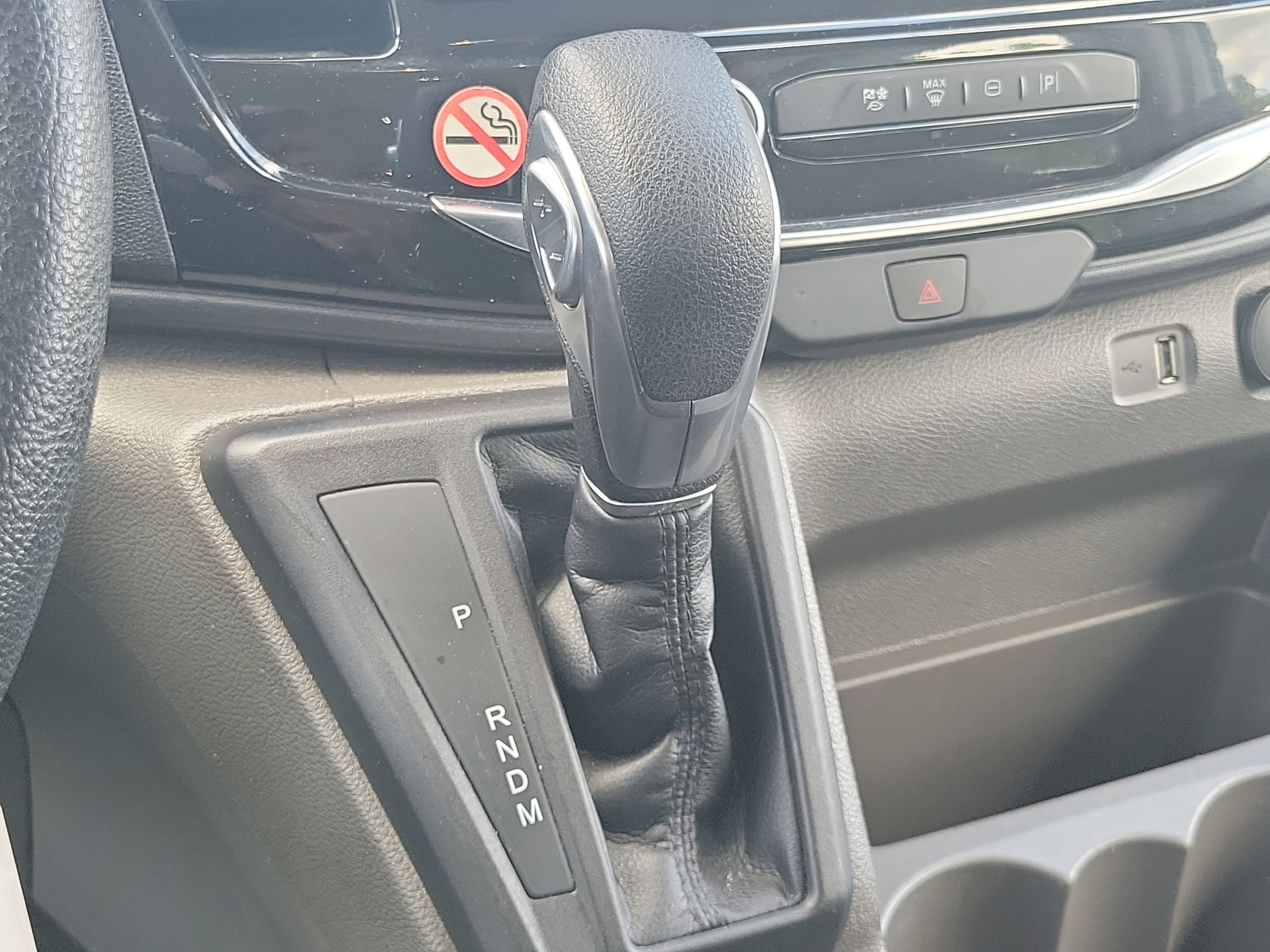 2024 Ford Transit Passenger Wagon XL