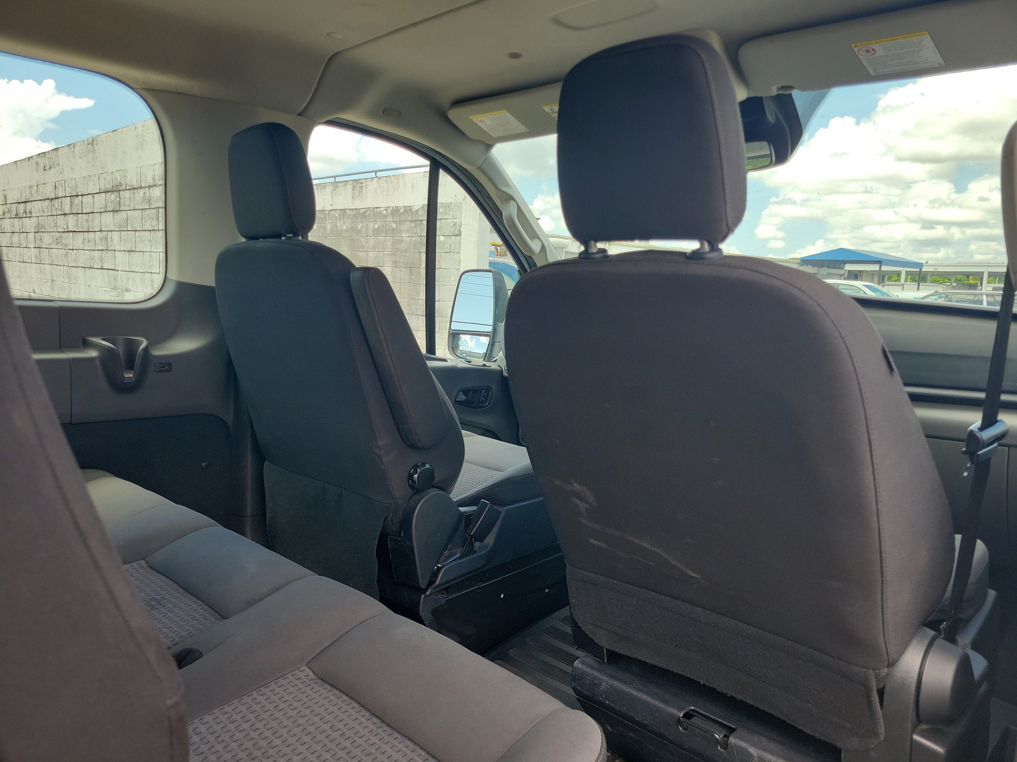2024 Ford Transit Passenger Wagon XL
