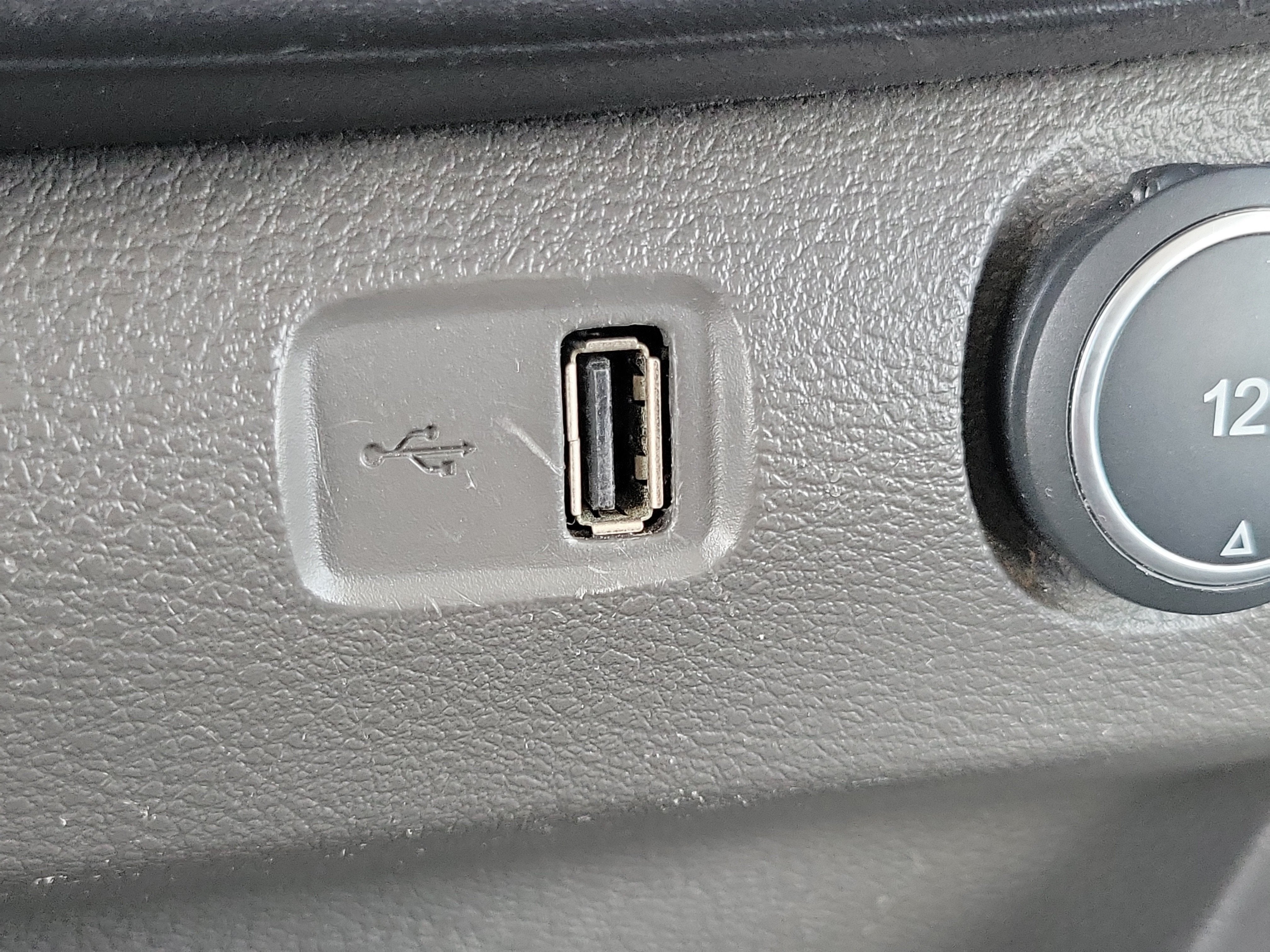 2022 Ford Transit Passenger Wagon XL