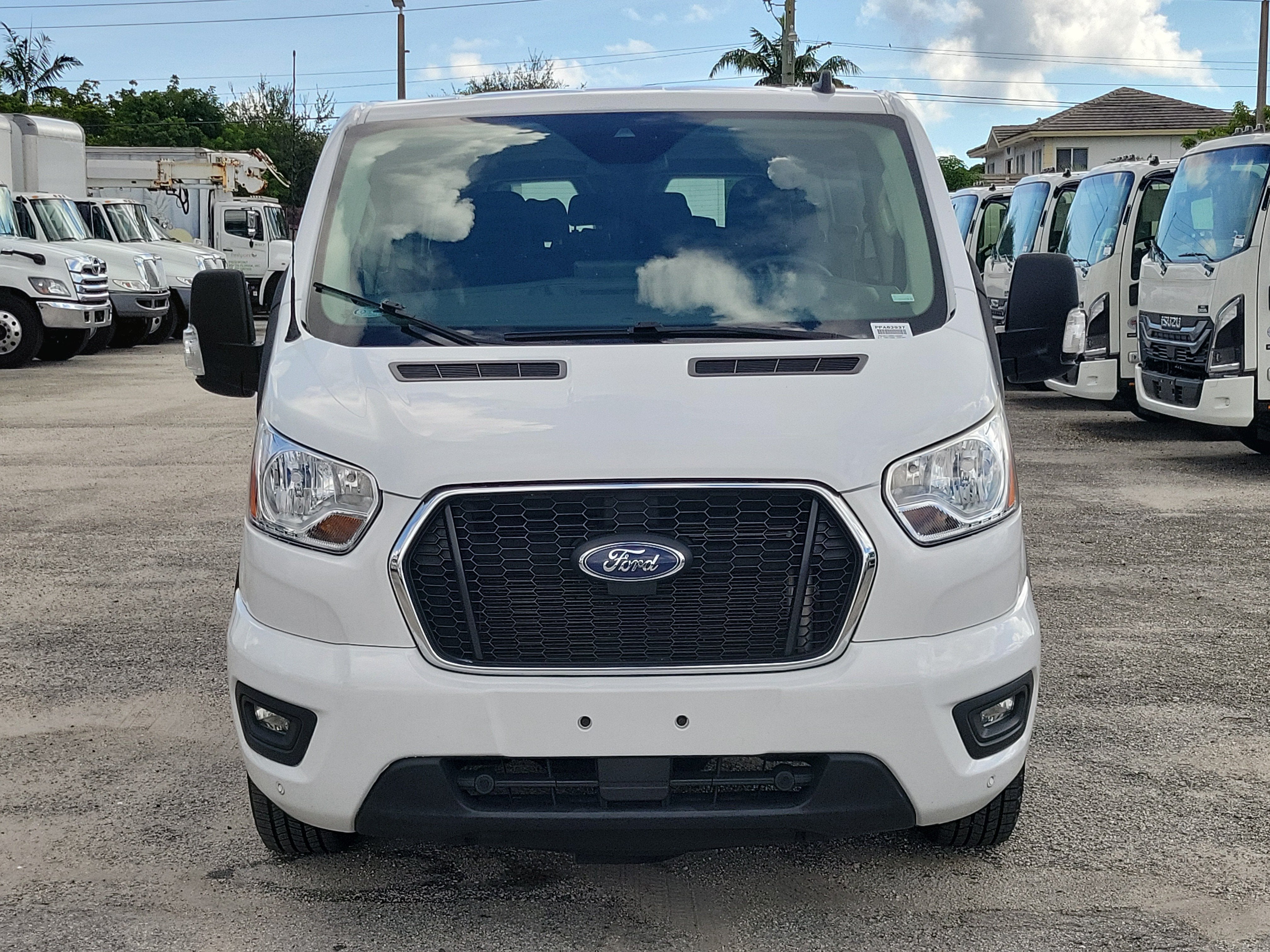 2022 Ford Transit Passenger Wagon XL