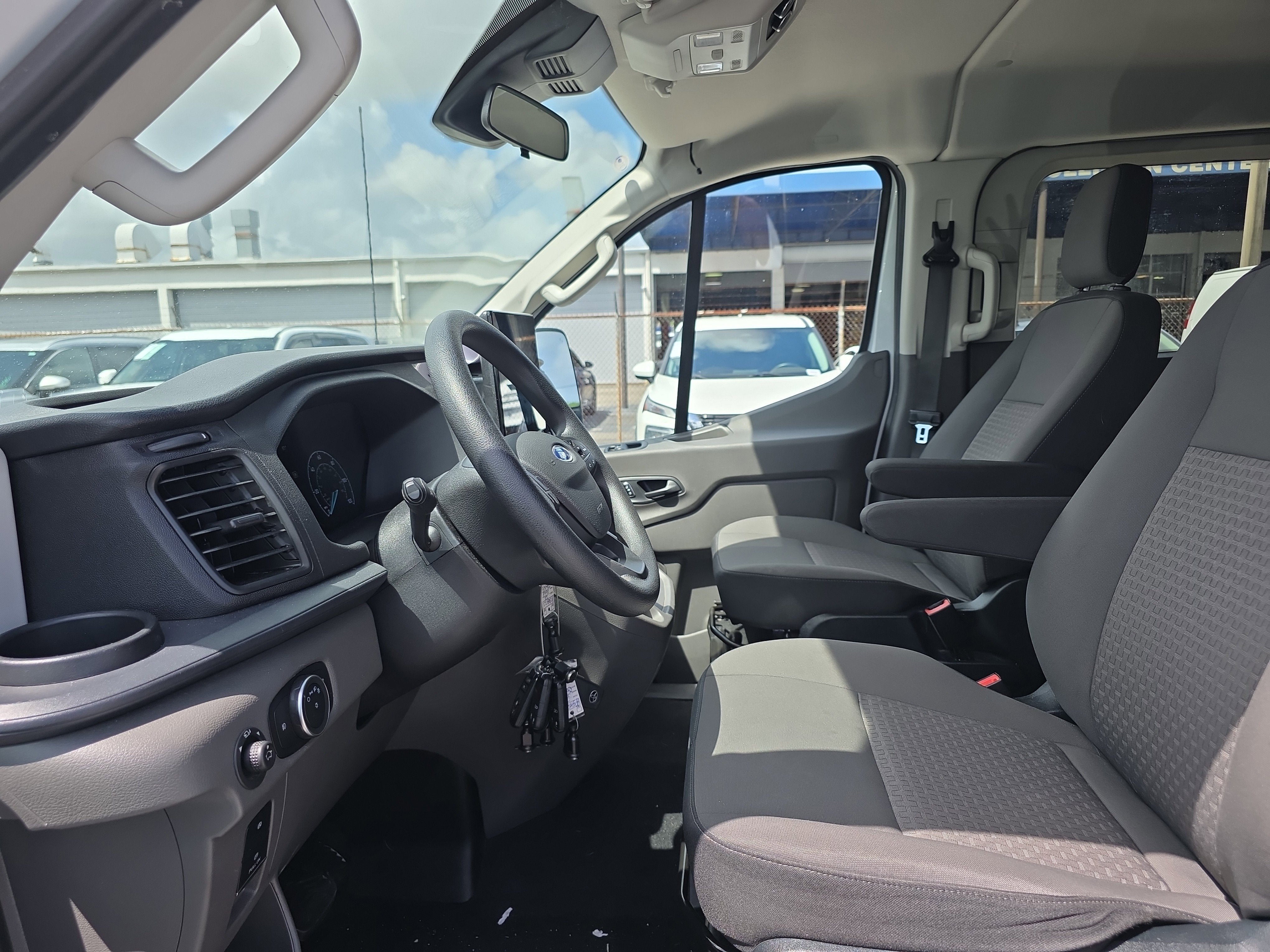 2023 Ford Transit Passenger Wagon XL