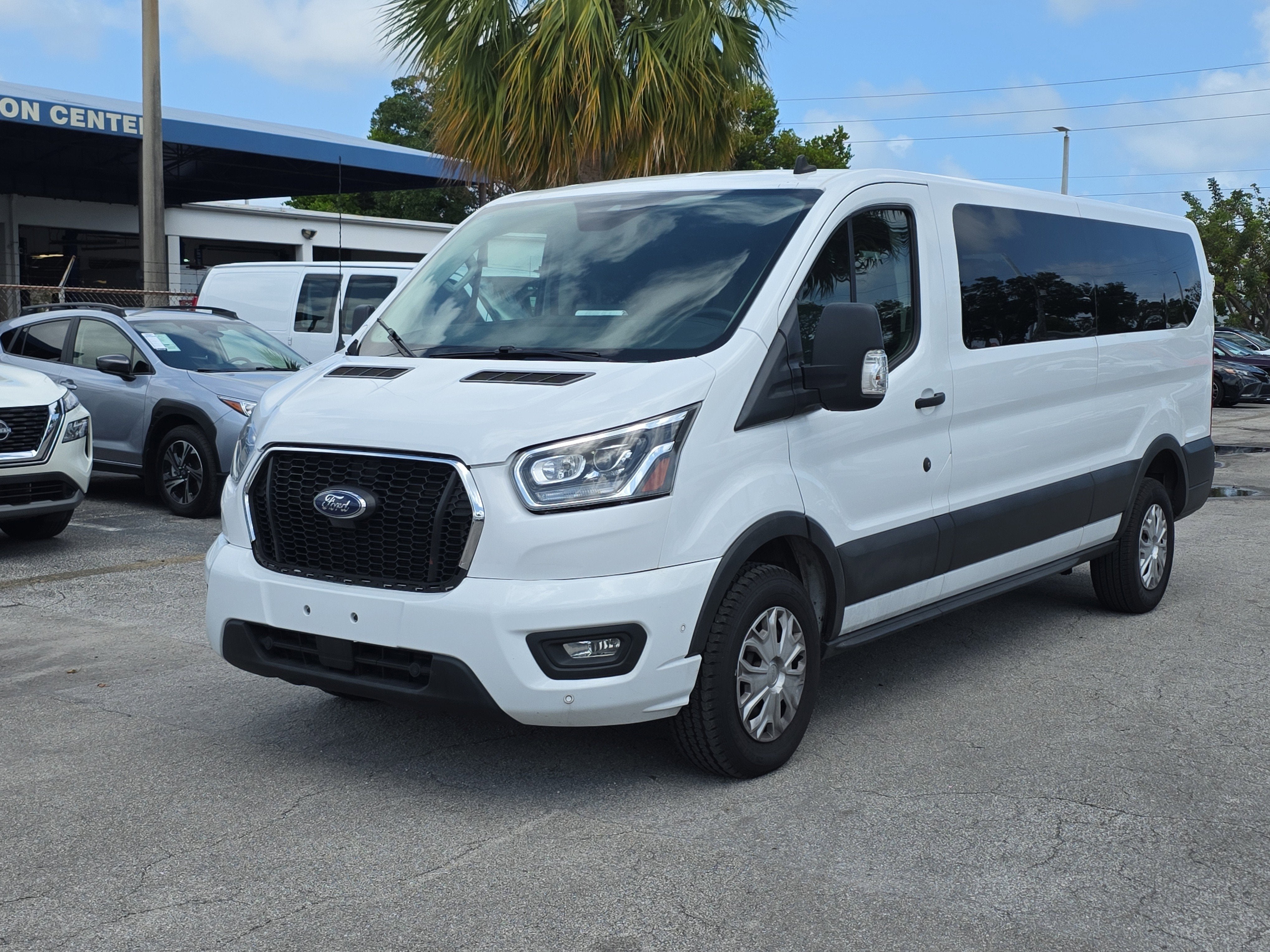 2023 Ford Transit Passenger Wagon XL